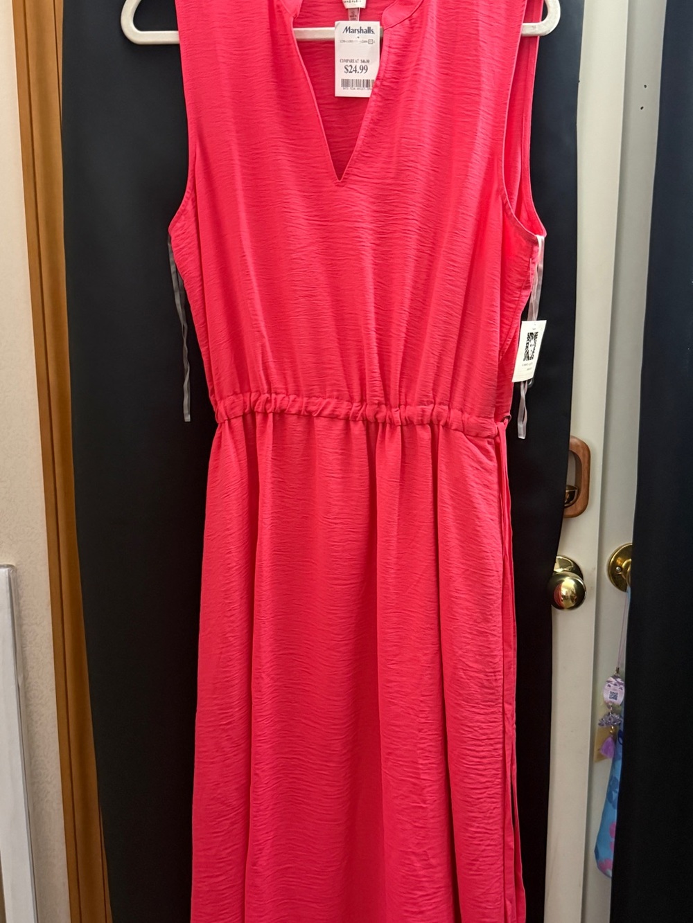 Anne Klein Coral Sleeveless V-Neck Casual Dress